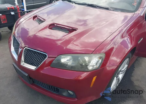 2009 Pontiac G8 из США, поврежденный, VIN 6G2ER57789L161923